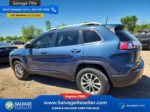 Used 2020 Jeep Cherokee Latitude Plus w/ Cold Weather Group AWD/4WD image 3