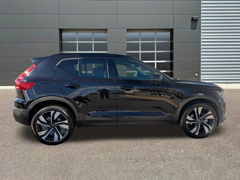 New 2026 Volvo XC40 B5 Ultra w/ Protection Package Premier image 7