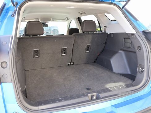 Used 2024 GMC Terrain SLE image 15