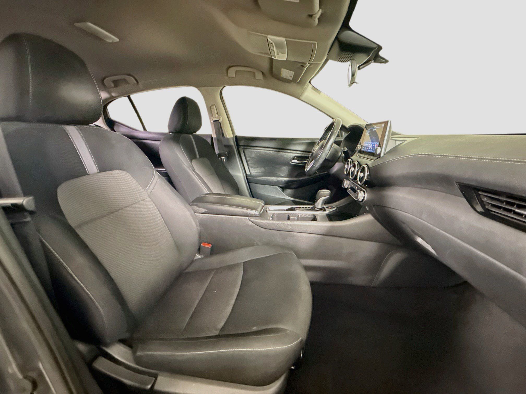 Used 2022 Nissan Sentra SV w/ Trunk Package FWD image 29