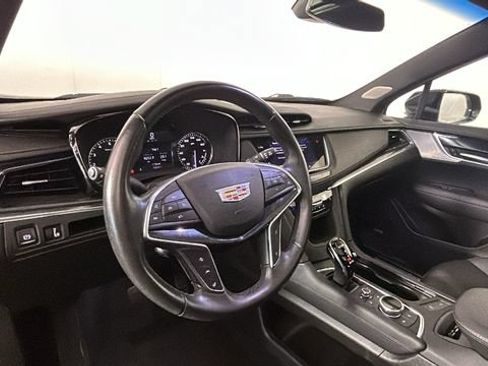 Used 2021 Cadillac XT5 Premium Luxury FWD image 13