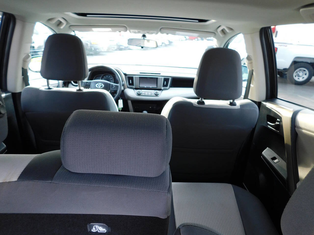 Used 2013 Toyota RAV4 XLE AWD/4WD image 21