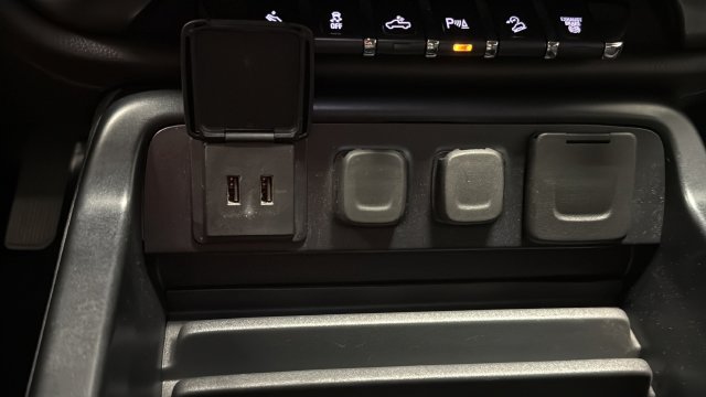 Used 2018 Chevrolet Silverado 3500 LTZ w/ Duramax Plus Package AWD/4WD image 34