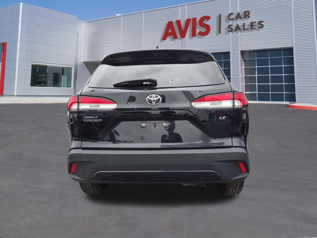 Used 2025 Toyota Corolla Cross LE FWD image 7