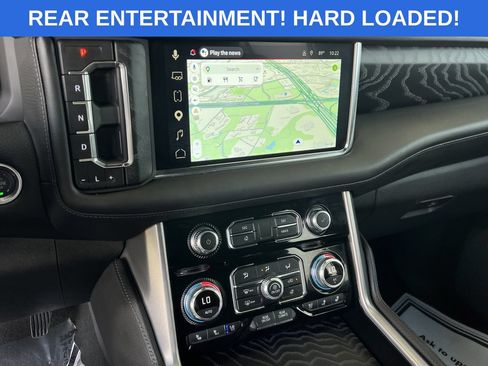 Used 2024 GMC Yukon Denali w/ Advanced Technology Package AWD/4WD image 16