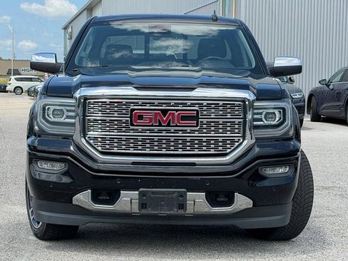 Used 2018 GMC Sierra 1500 Denali AWD/4WD image 2