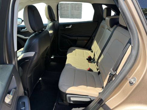 Used 2021 Ford Escape SEL image 16