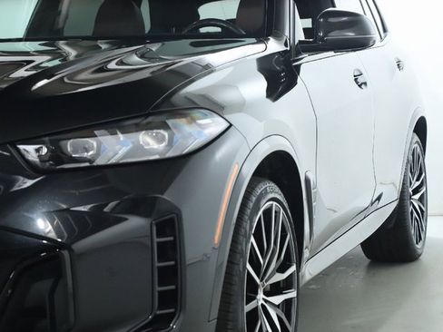 Certified 2024 BMW X5 xDrive40i w/ M Sport Package image 4
