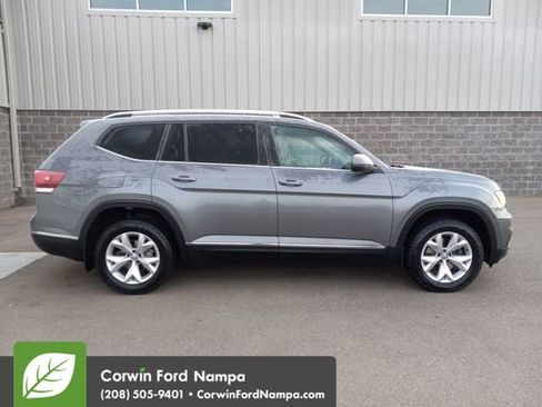 Used 2018 Volkswagen Atlas SEL image 2