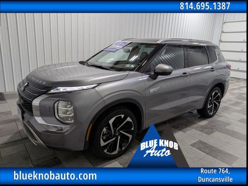 Used 2023 Mitsubishi Outlander SEL image 1