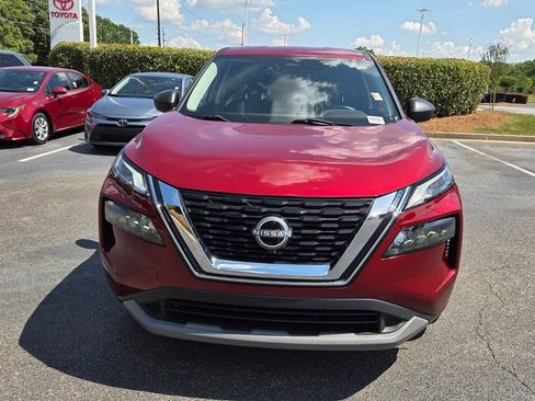Used 2023 Nissan Rogue S FWD image 2