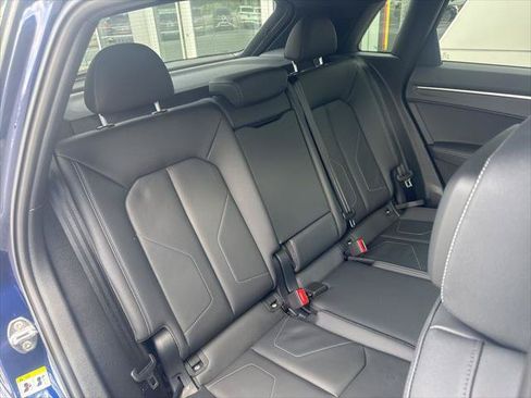 Used 2025 Audi Q3 2.0T Premium w/ Convenience Package AWD/4WD image 14