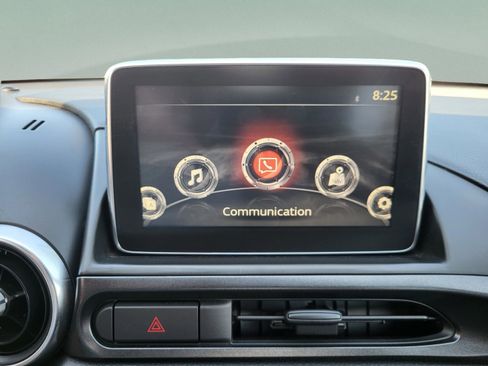 Used 2019 FIAT 124 Spider Classica RWD image 29