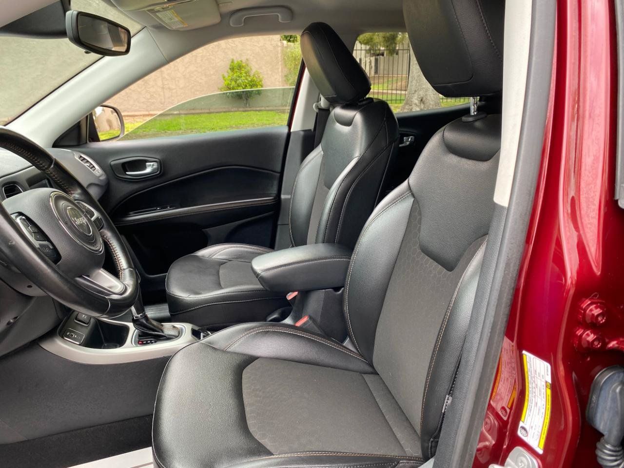 Used 2021 Jeep Compass Latitude FWD image 30