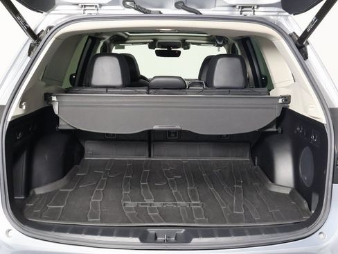 Used 2019 Subaru Forester Limited AWD/4WD image 14