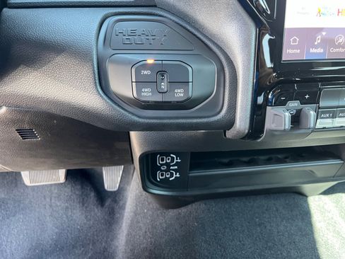 New 2025 RAM 2500 Tradesman image 31