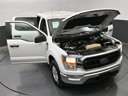 Used 2021 Ford F150 XLT w/ Trailer Tow Package image 29