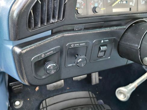 Used 1988 Ford F150 2WD Regular Cab image 21