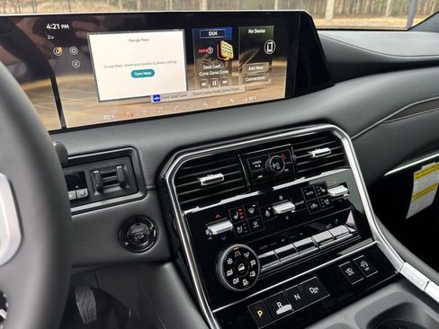 New 2026 Nissan Armada Platinum Reserve image 24