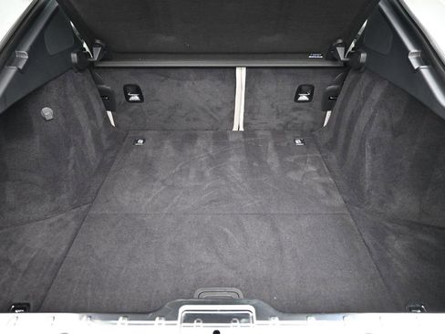 Used 2022 Porsche Panamera image 23