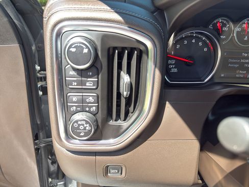 Used 2019 Chevrolet Silverado 1500 LTZ w/ LTZ Plus Package AWD/4WD image 12