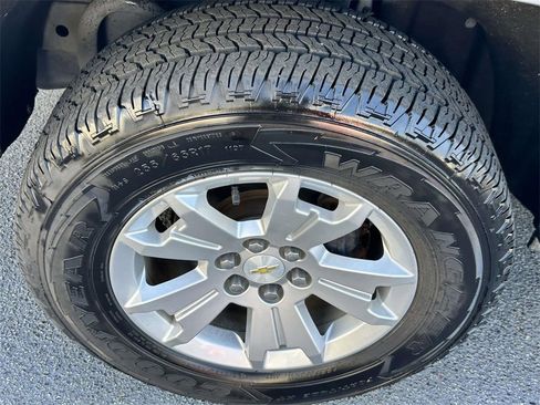 Used 2019 Chevrolet Colorado LT w/ LT Convenience Package image 22