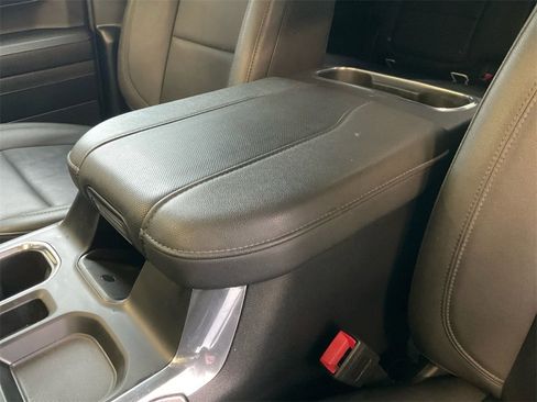 Used 2024 Chevrolet Silverado 1500 LTZ image 11