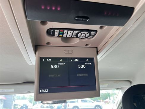 Used 2013 Dodge Grand Caravan SXT w/ Rear Park Assist Pkg FWD image 31