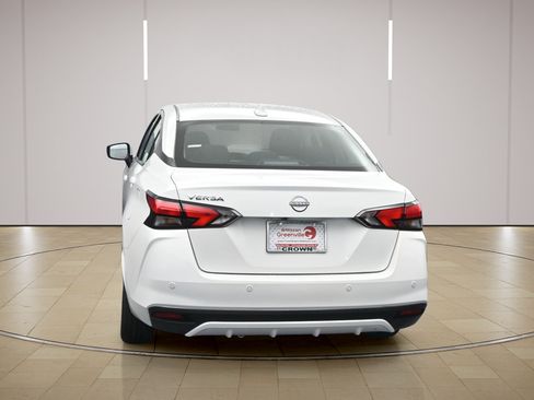 Certified 2025 Nissan Versa SV w/ Trunk Package FWD image 6