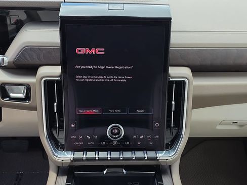 New 2026 GMC Yukon Denali w/ Advanced Technology Package RWD image 29