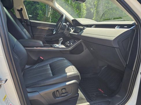 Used 2020 Land Rover Range Rover Evoque SE AWD/4WD image 39