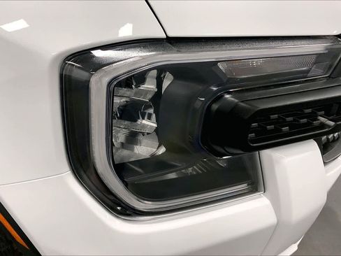 New 2025 Ford Ranger XL image 13