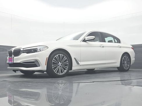 Used 2019 BMW 530i w/ Premium Package RWD image 28
