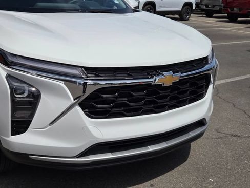 Certified 2026 Chevrolet Trax LT w/ Driver Confidence Package FWD image 8