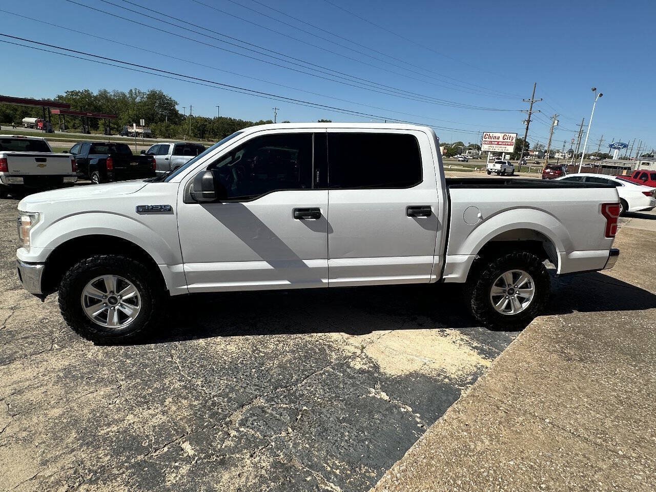 Used 2018 Ford F150 XLT RWD image 4