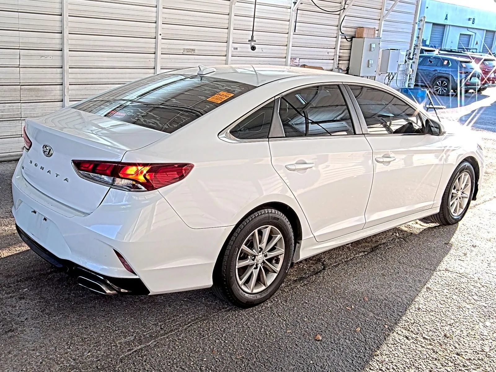 Used 2018 Hyundai Sonata SE FWD image 6