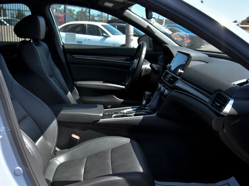 Used 2021 Honda Accord Sport image 44