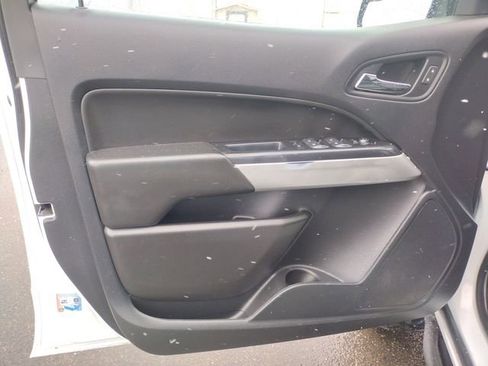 Used 2020 Chevrolet Colorado ZR2 image 11