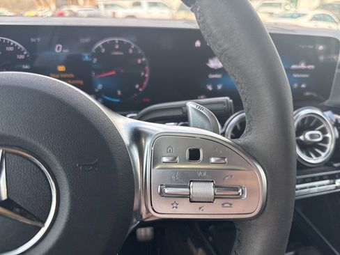 Used 2021 Mercedes-Benz GLB 35 AMG 4MATIC image 17