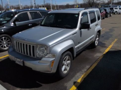 Used 2009 Jeep Liberty Rocky Mountain image 1