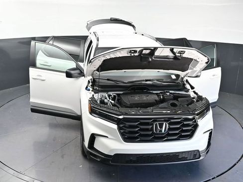 Certified 2025 Honda Pilot Sport image 47