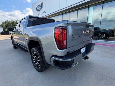 Used 2025 GMC Sierra 1500 AT4 w/ AT4 Premium Package AWD/4WD image 3