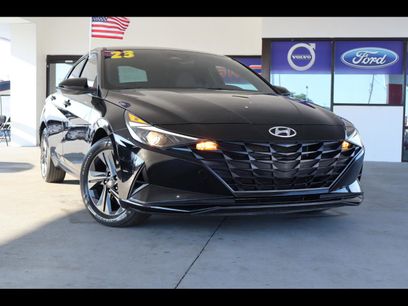 Used 2023 Hyundai Elantra SEL