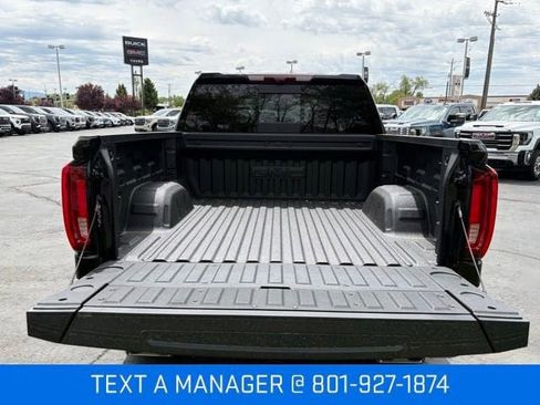 New 2026 GMC Sierra 1500 AT4 w/ AT4 Premium Package AWD/4WD image 9
