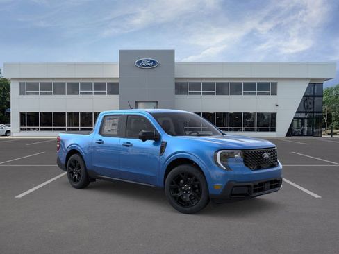 New 2025 Ford Maverick Lariat w/ Black Appearance Package image 31