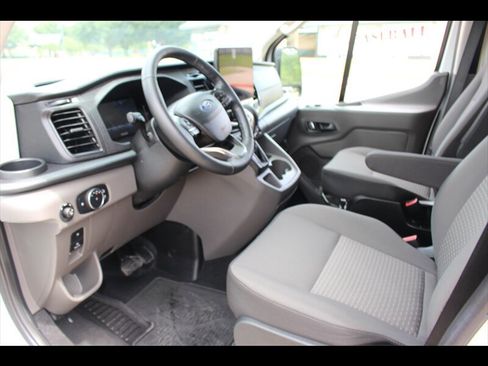 Used 2026 Ford Transit 350 XLT RWD image 27