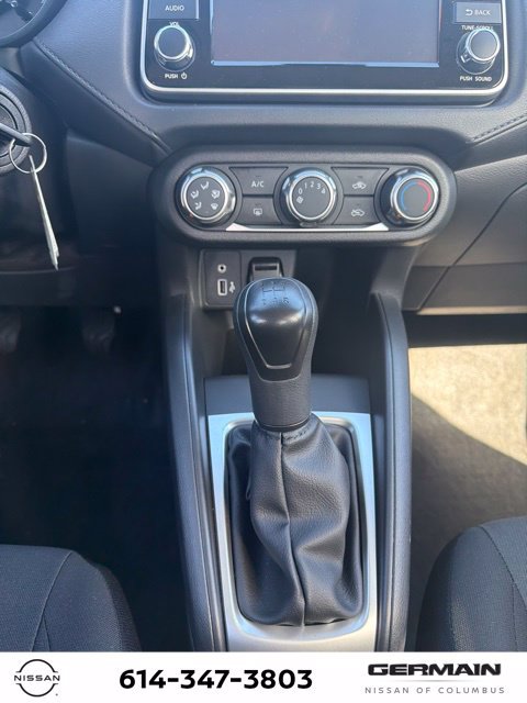 Used 2024 Nissan Versa S FWD image 9