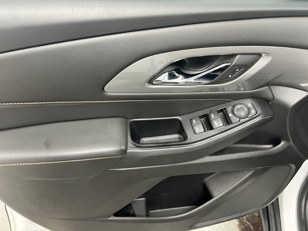 Used 2018 Chevrolet Traverse LS w/ LPO, Floor Liner Package AWD/4WD image 20