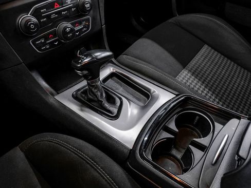 Used 2020 Dodge Charger R/T w/ Blacktop Package image 29