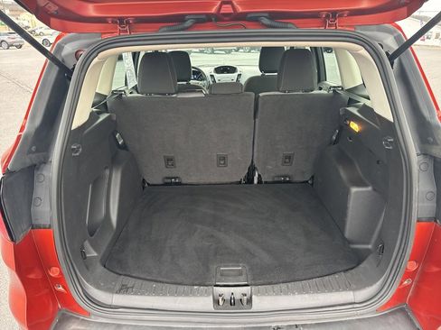 Used 2019 Ford Escape S image 17